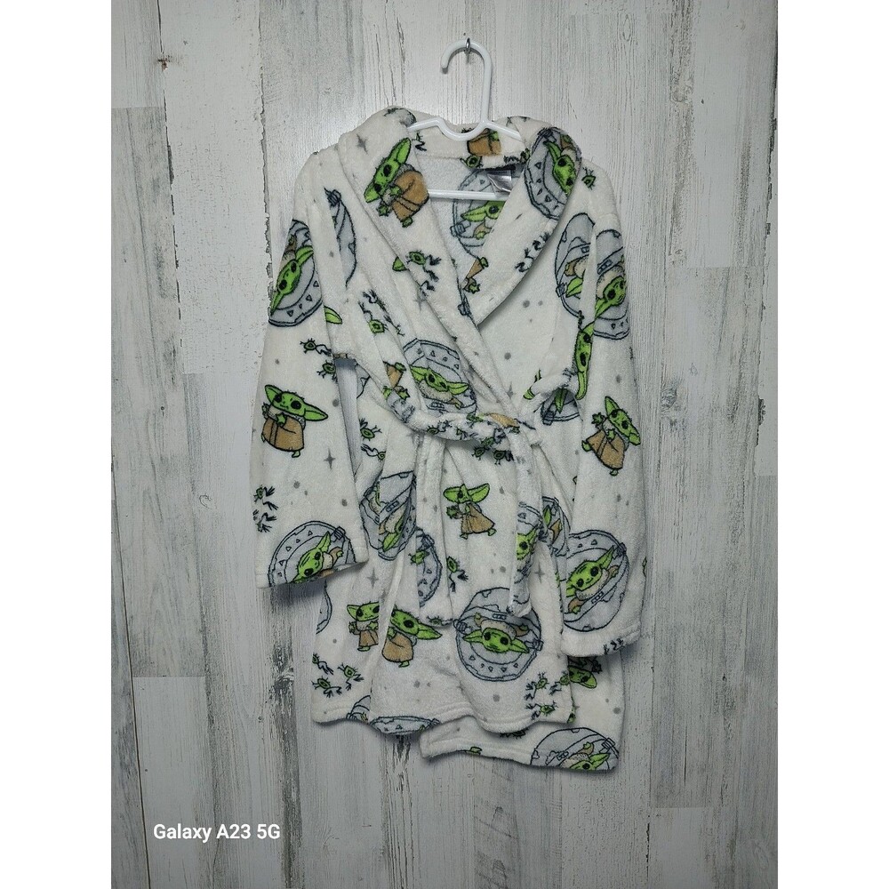 Star Wars, Mandalorian Baby Yoda Bathrobe Size 6 6X